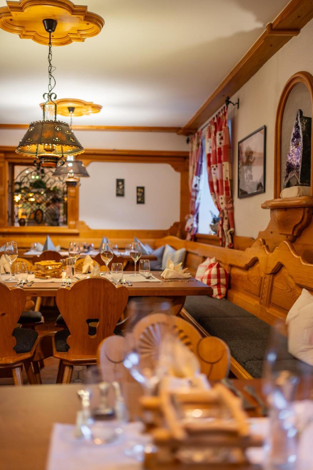 Wander- Und Wellnesshotel Kanzler Bad Mitterndorf Exterior foto