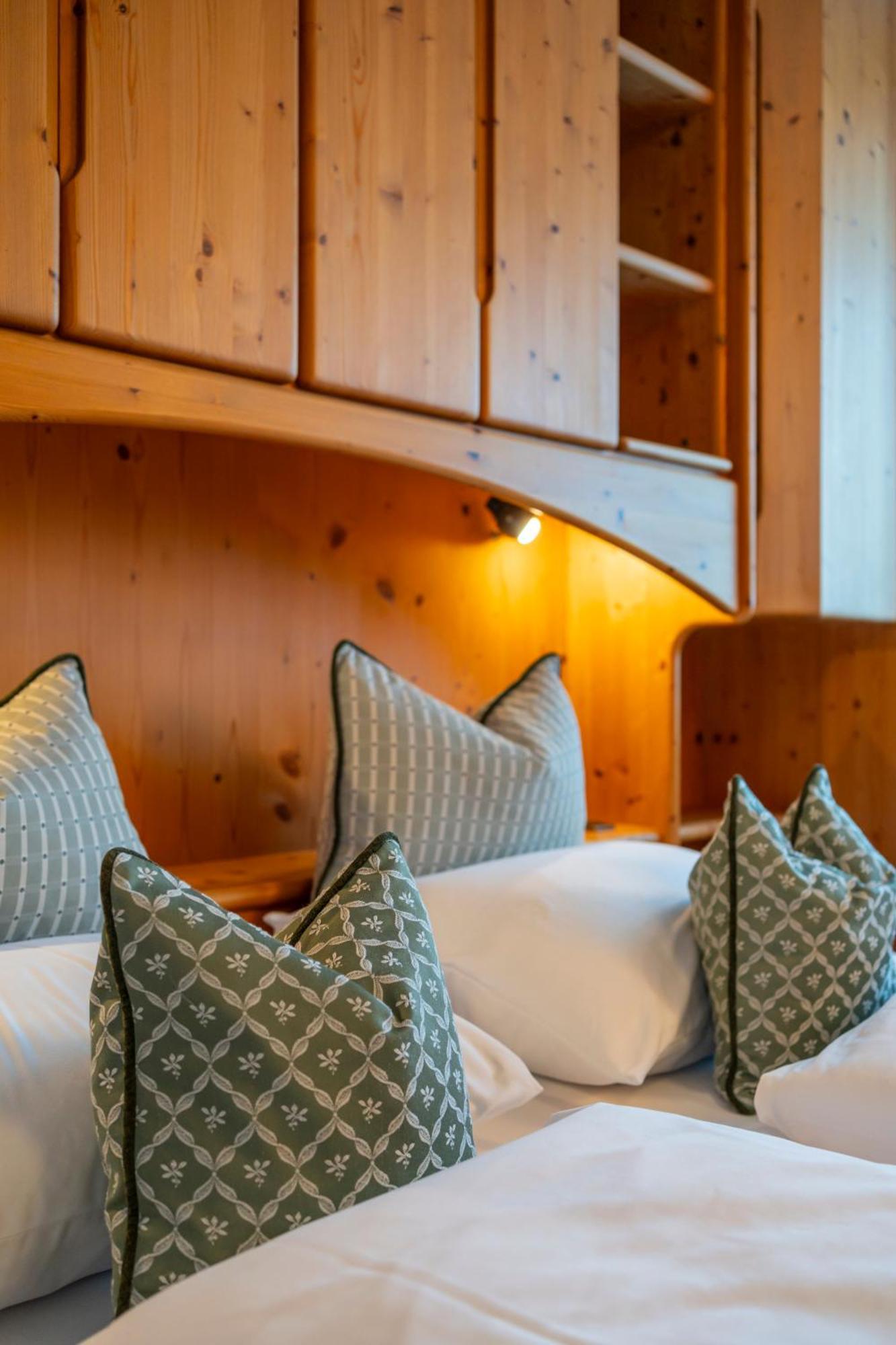 Wander- Und Wellnesshotel Kanzler Bad Mitterndorf Exterior foto